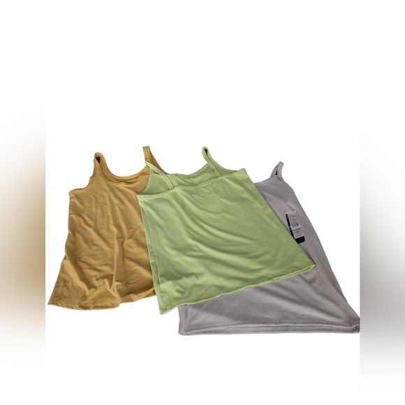 FREE WITH ANY PURCHASE!!! 3 Tank Tops - Picture 7 of 8